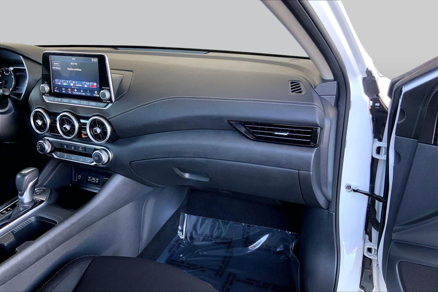 Used 2025 Nissan Sentra SV FWD image 19