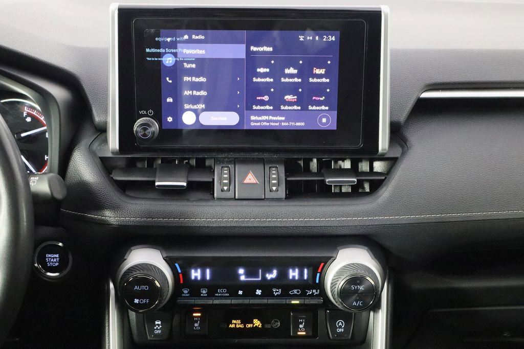 Used 2025 Toyota RAV4 XLE Premium image 29