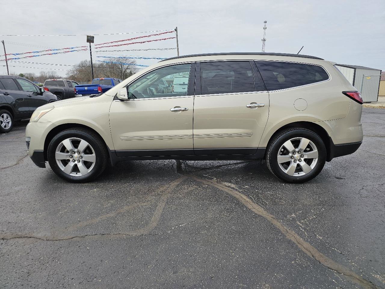 Used 2015 Chevrolet Traverse LTZ AWD/4WD image 33