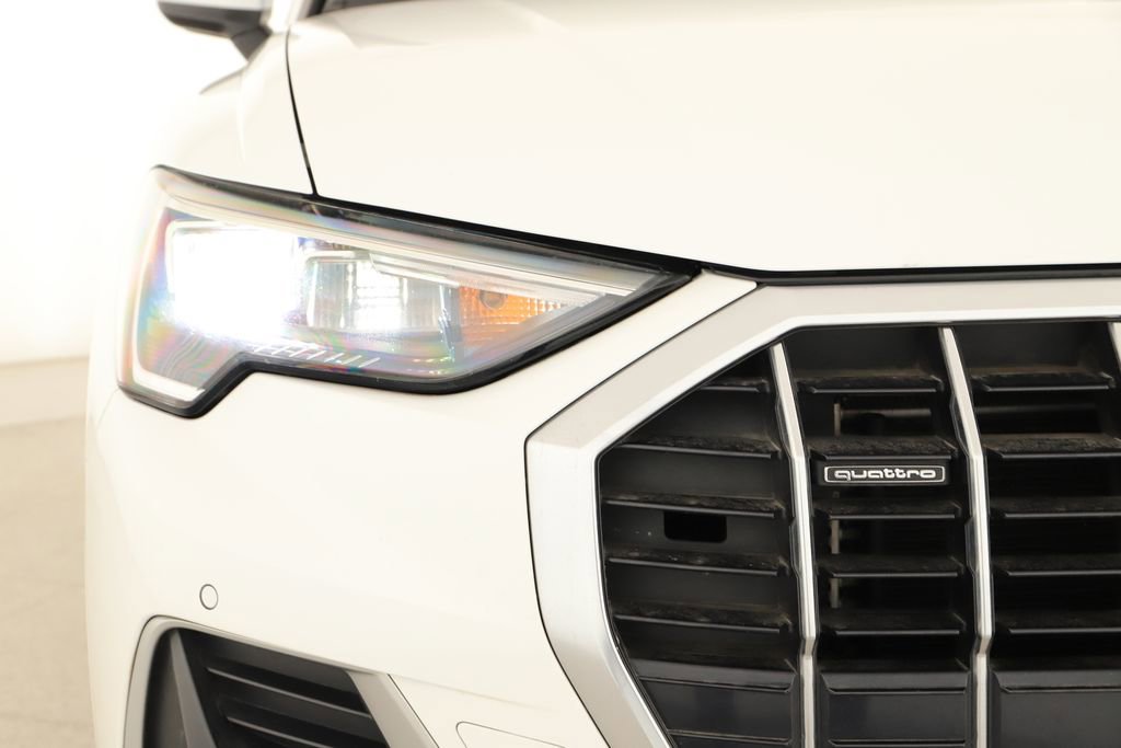 Used 2020 Audi Q3 2.0T Premium w/ Convenience Package AWD/4WD image 42