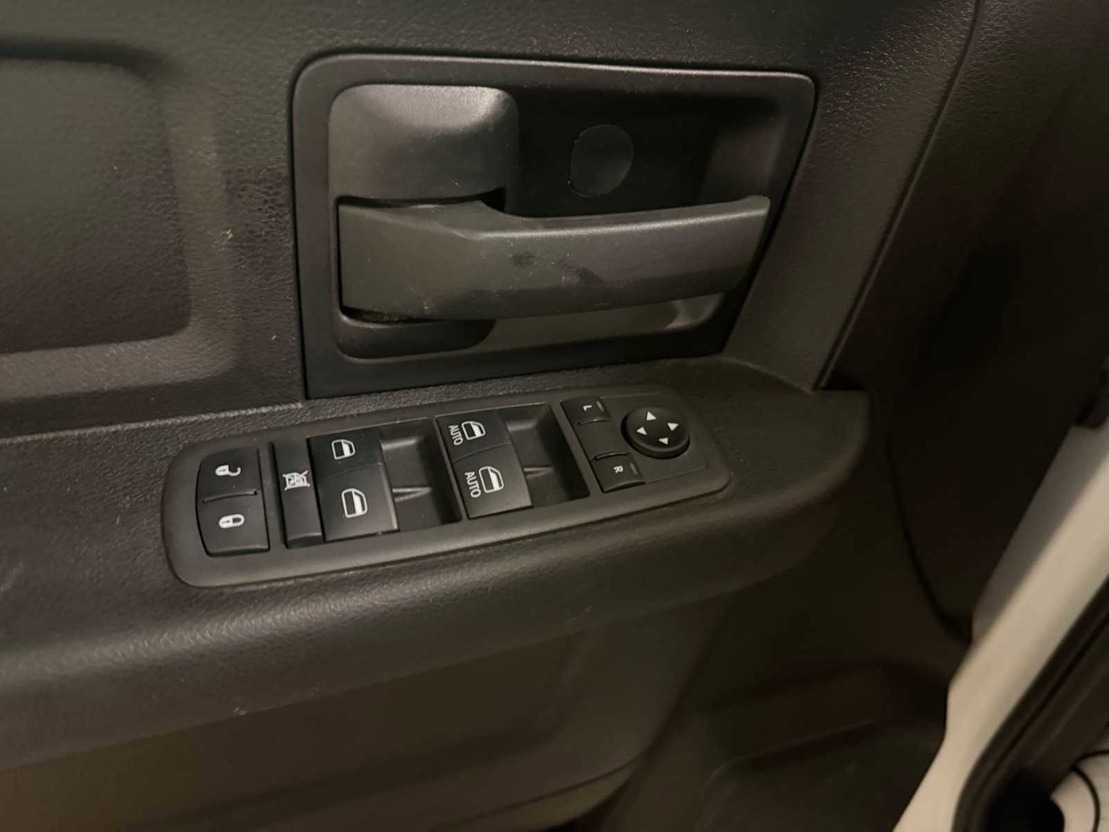 Used 2021 RAM 1500 Tradesman w/ Chrome Plus Package AWD/4WD image 22