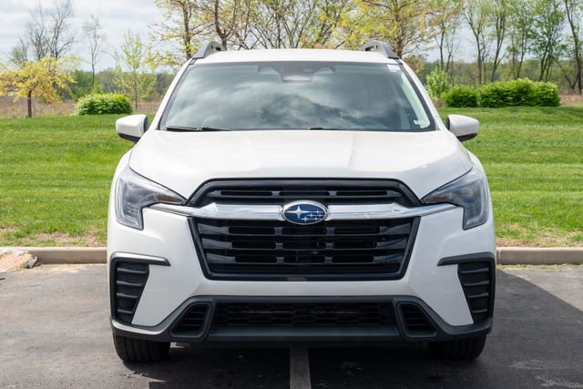 Used 2024 Subaru Ascent Premium w/ Convenience Package image 4