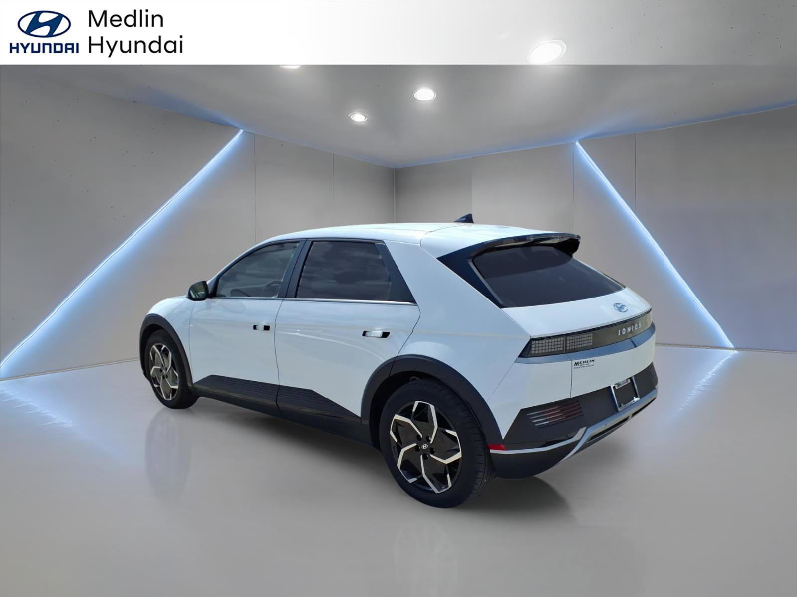 Used 2024 Hyundai Ioniq 5 SEL image 5