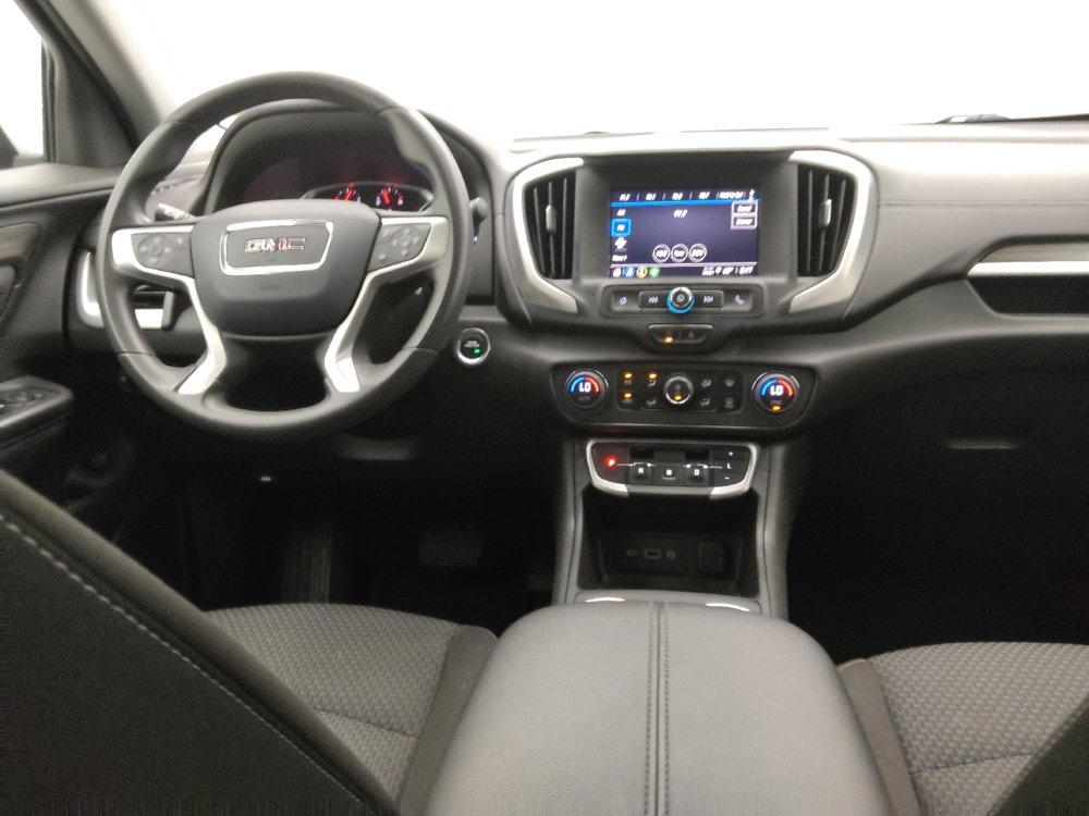 Used 2023 GMC Terrain SLE w/ Driver Convenience Package image 22