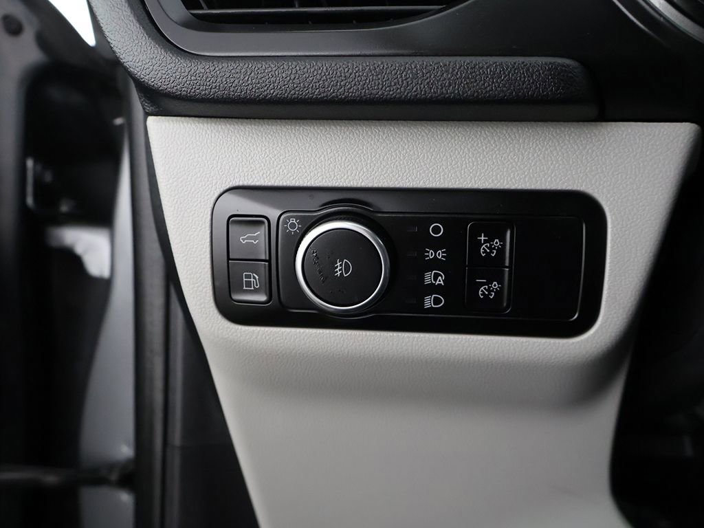 Used 2024 Ford Escape SE image 38