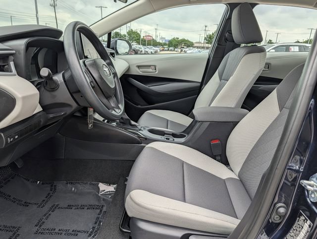 Used 2026 Toyota Corolla LE image 25