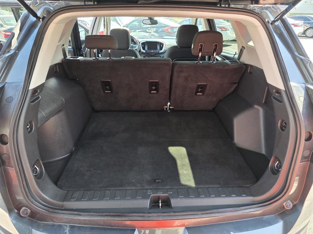 Used 2020 GMC Terrain SLE w/ Driver Convenience Package image 21