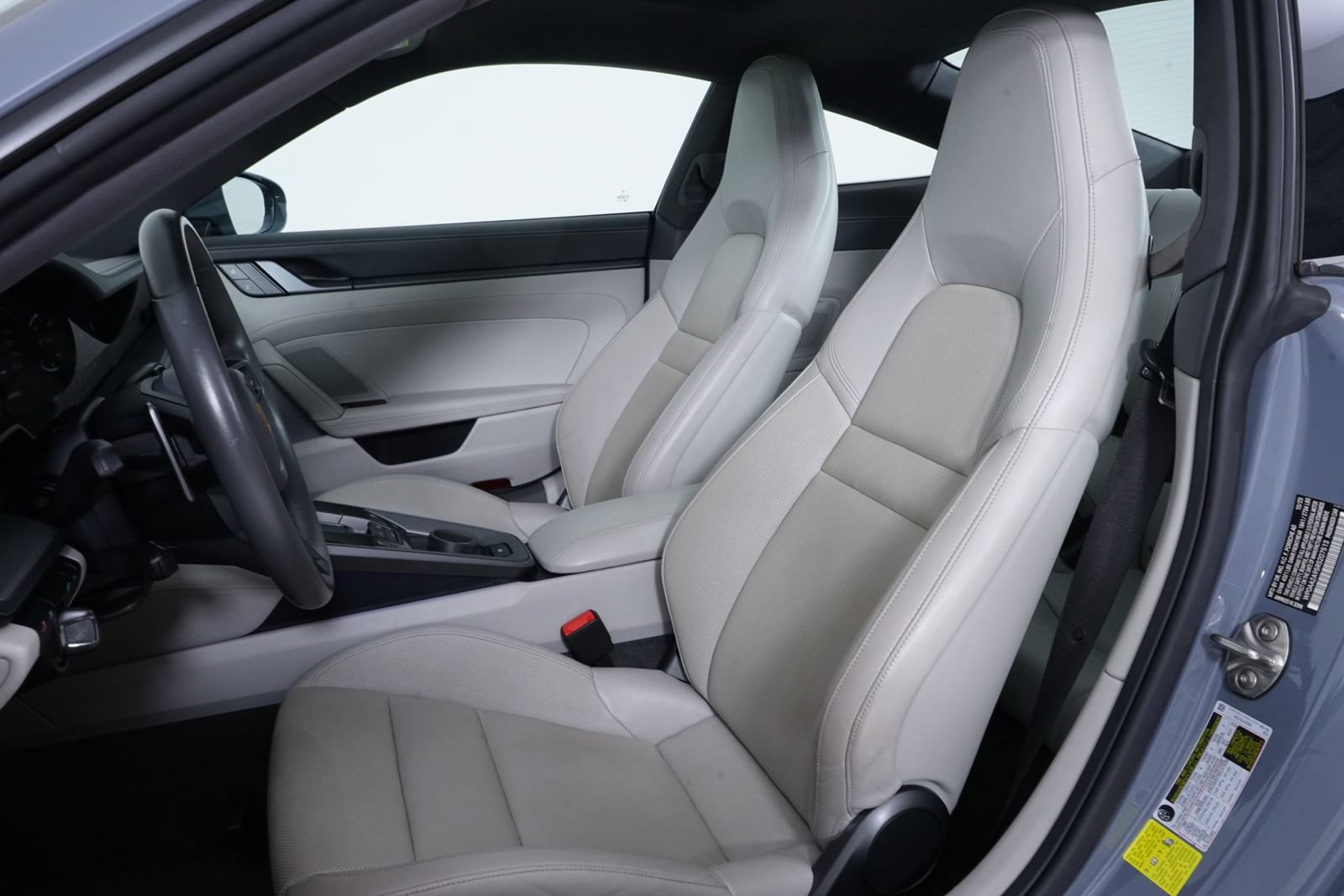 Used 2024 Porsche 911 Carrera RWD image 22