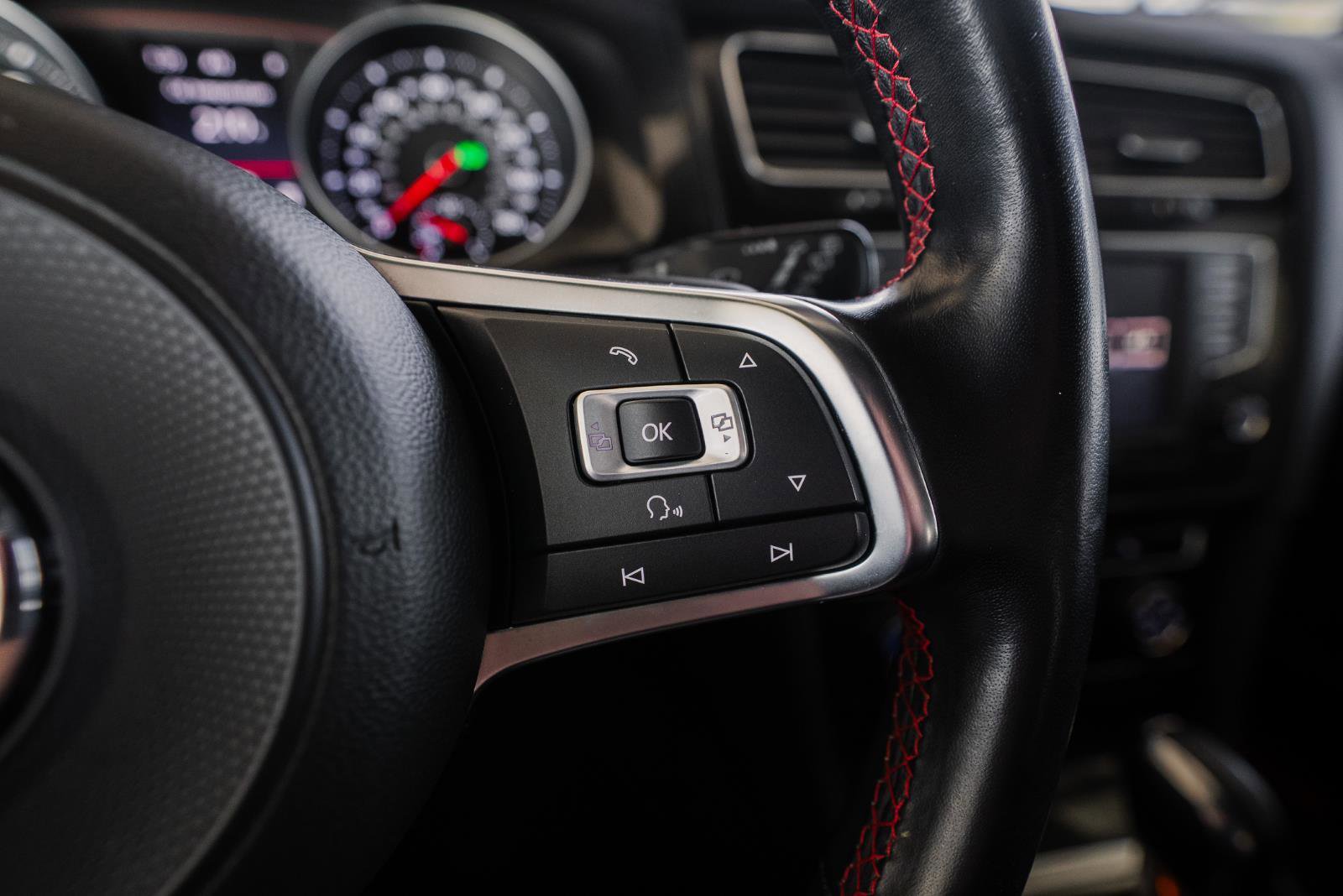 Used 2017 Volkswagen GTI Sport image 23