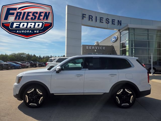 Used 2025 Kia Telluride S AWD/4WD image 3