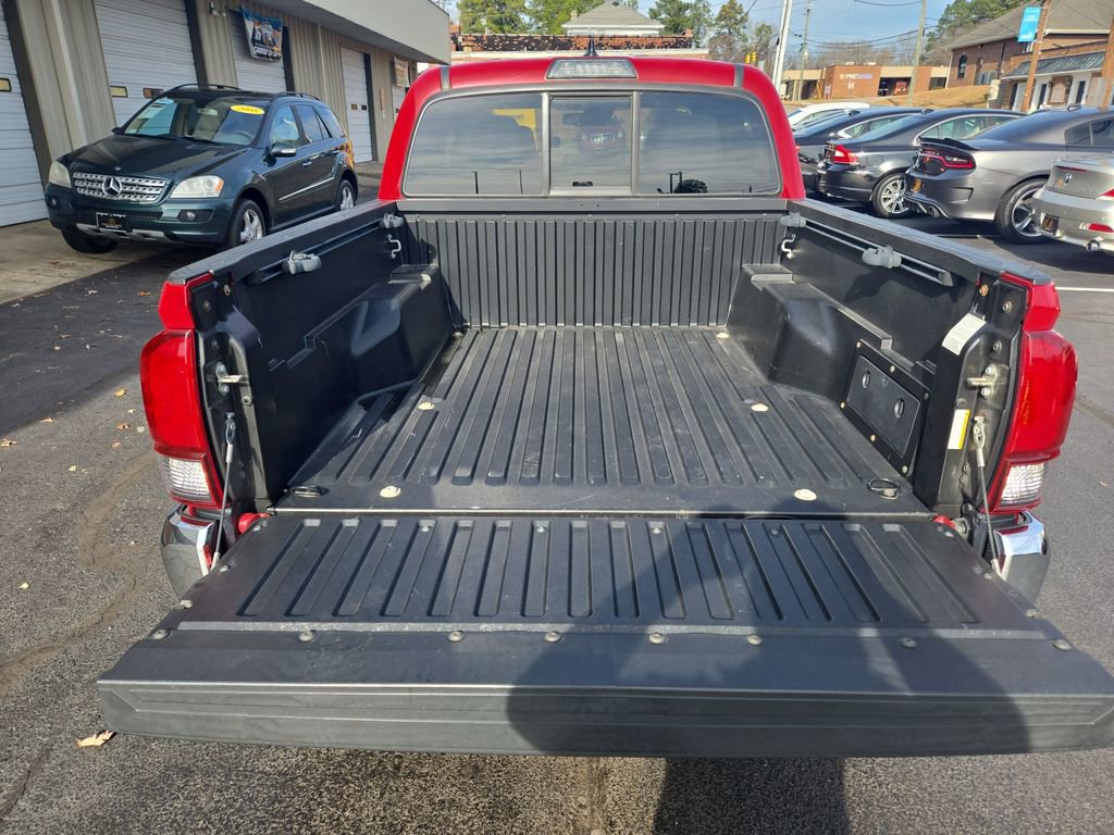 Used 2019 Toyota Tacoma SR5 image 30
