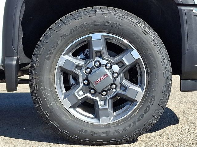 New 2026 GMC Sierra 2500 SLT image 9