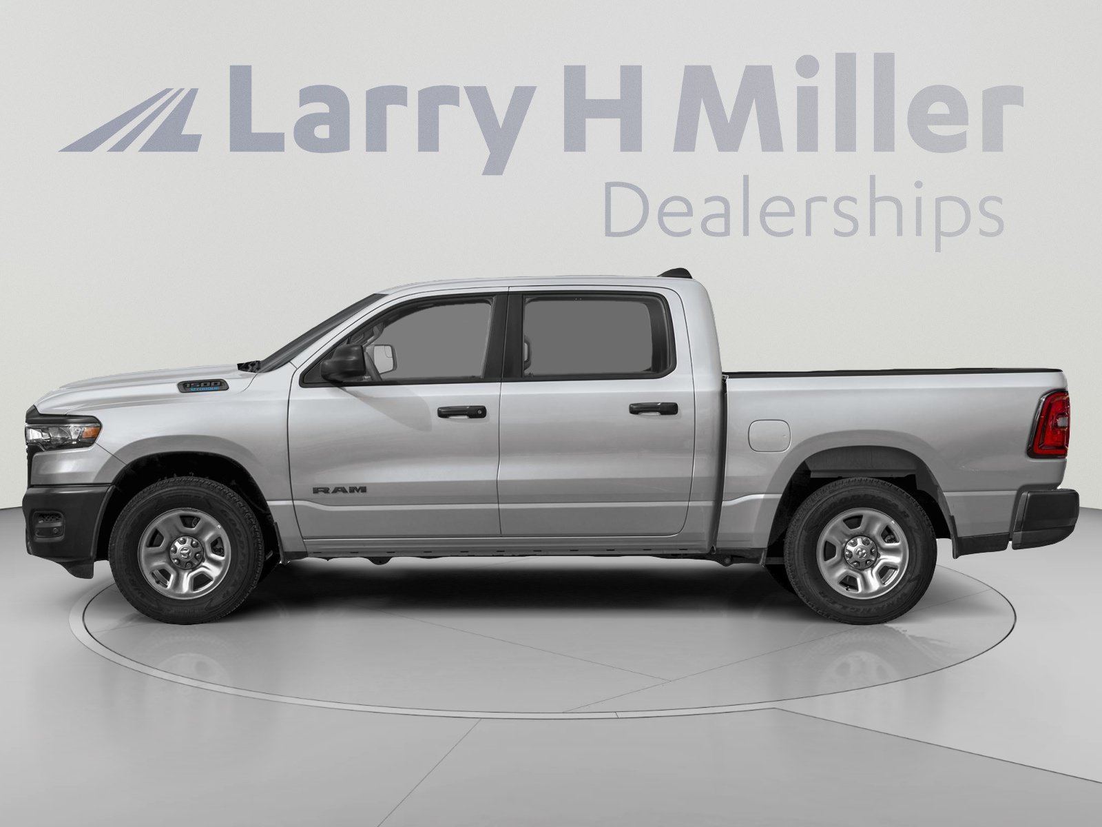 New 2027 RAM 1500 Express AWD/4WD image 3