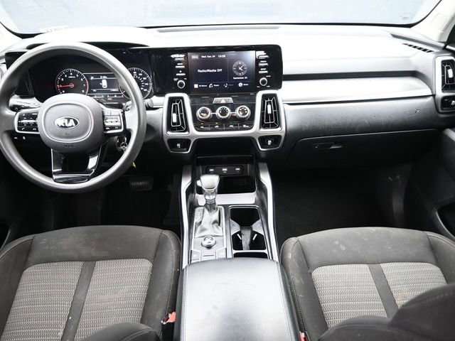 Used 2021 Kia Sorento LX image 25