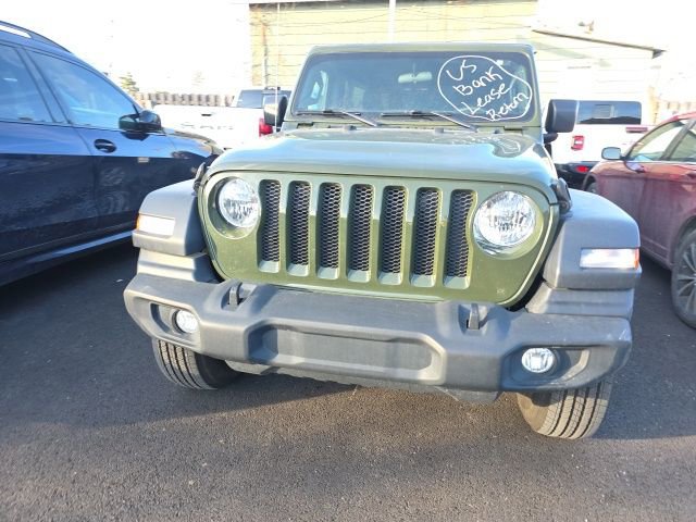 Used 2023 Jeep Wrangler Sport S image 2