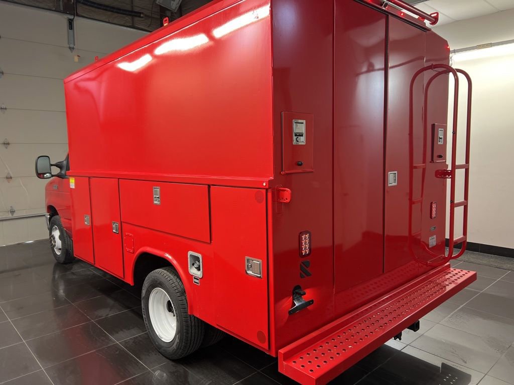 New 2026 Ford E-350 and Econoline 350 Super Duty w/ Power Equipment Group image 4