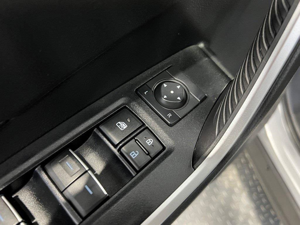 Used 2024 Toyota RAV4 XLE image 30