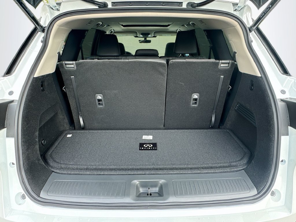 New 2027 INFINITI QX60 Luxe w/ Cargo Package FWD image 28