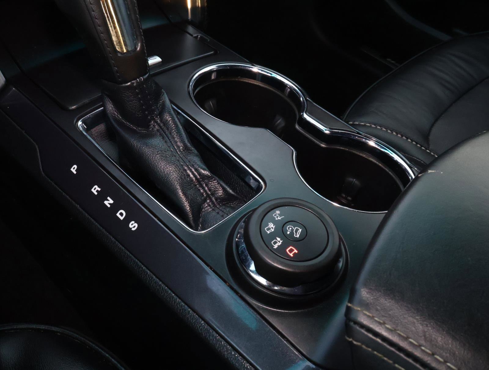 Used 2016 Ford Explorer Platinum image 24