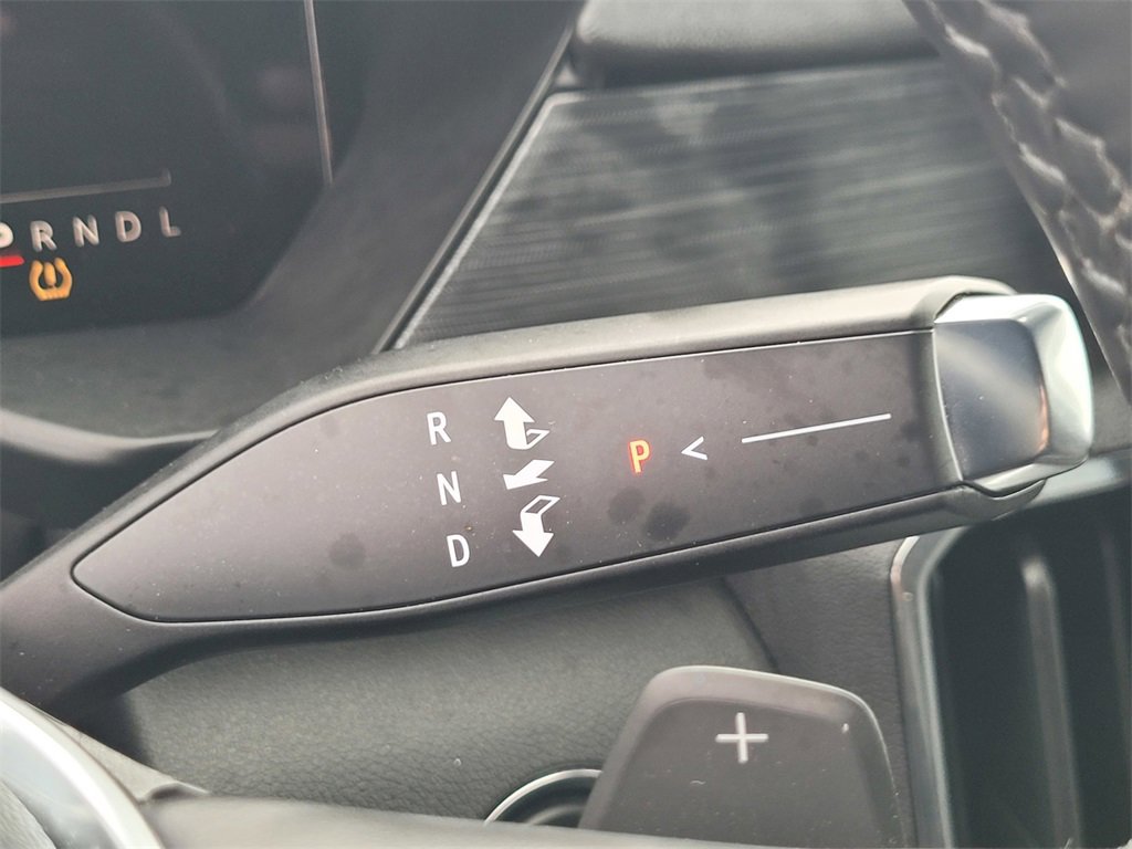 Used 2025 GMC Acadia Elevation image 28