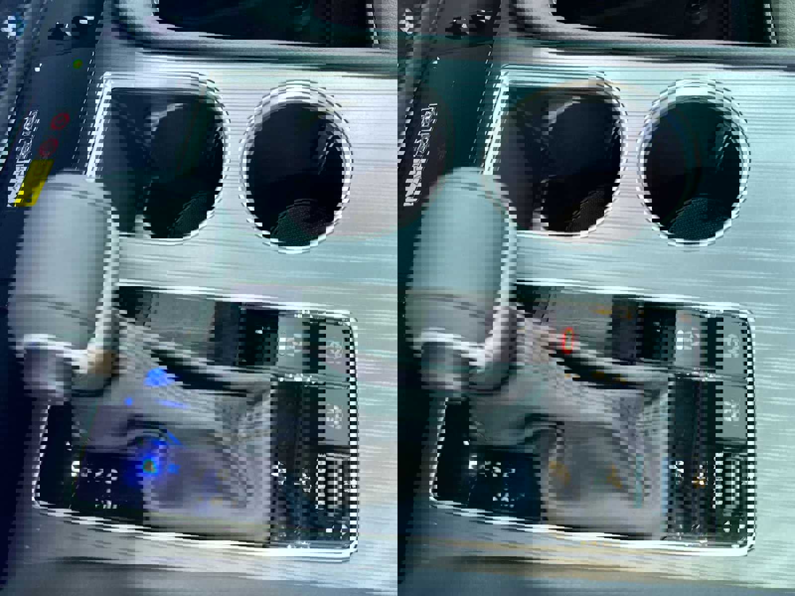 Used 2025 Toyota Sienna XLE w/ XLE Plus Package image 29