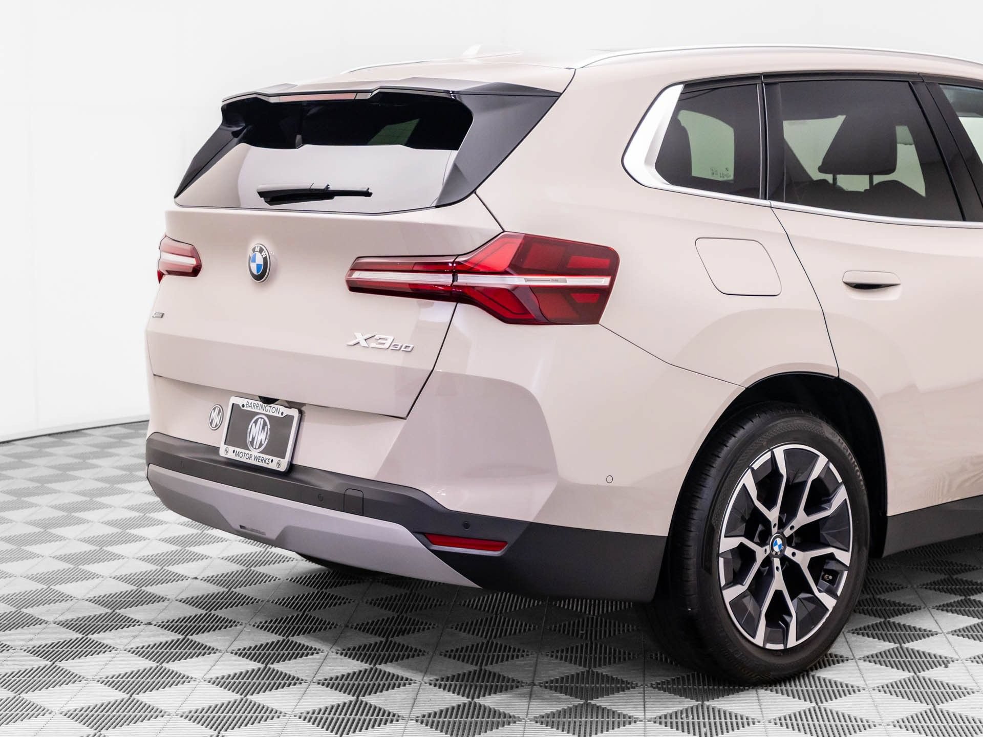 Certified 2025 BMW X3 xDrive30i w/ Premium Package AWD/4WD image 35