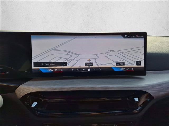 Certified 2025 BMW 330i xDrive Sedan w/ M Sport Package AWD/4WD image 13