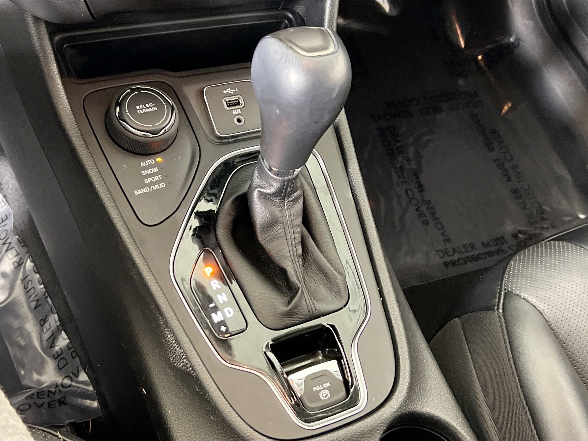 Used 2022 Jeep Cherokee Limited image 16