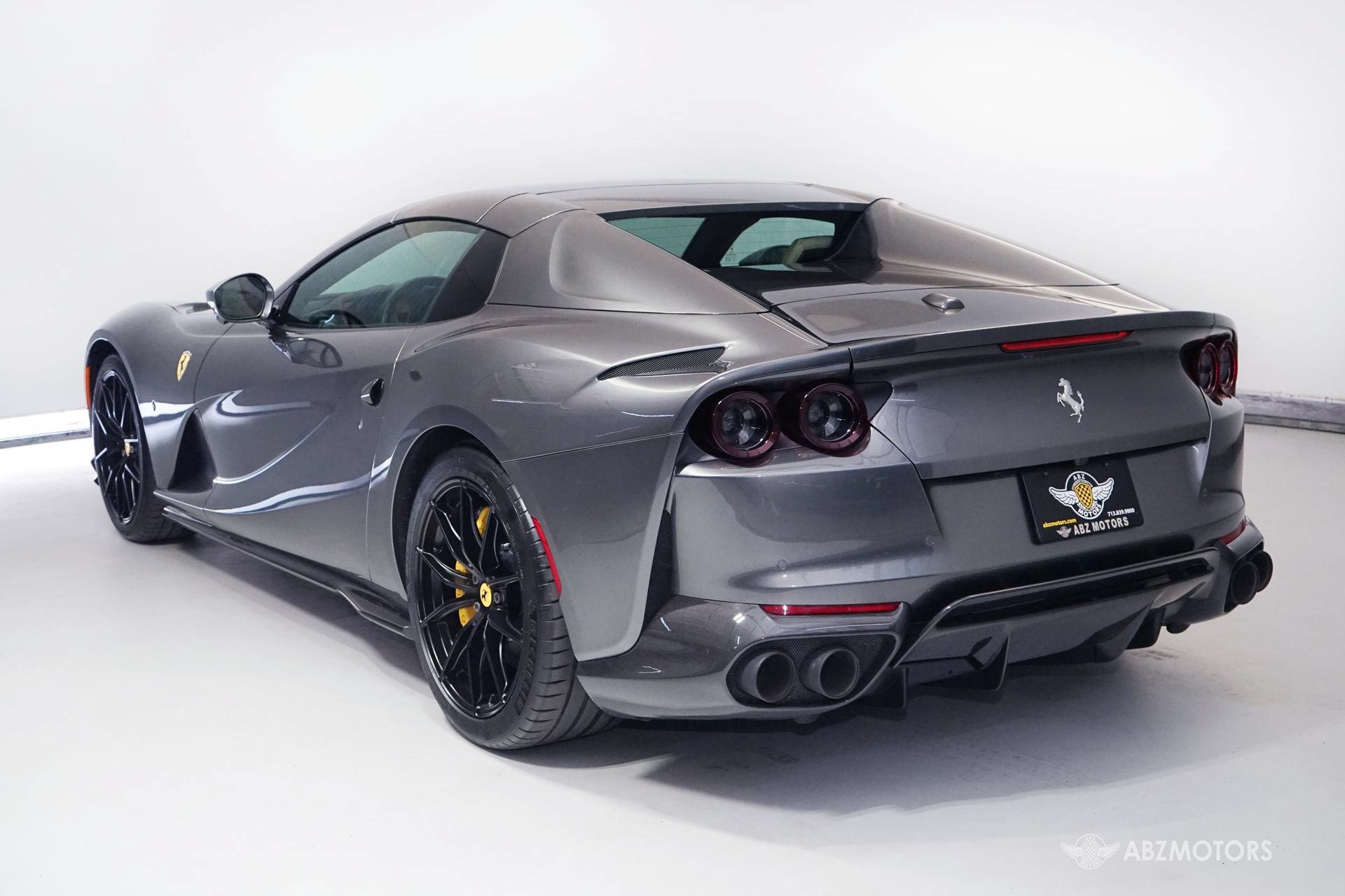 Used 2021 Ferrari 812 GTS RWD image 7