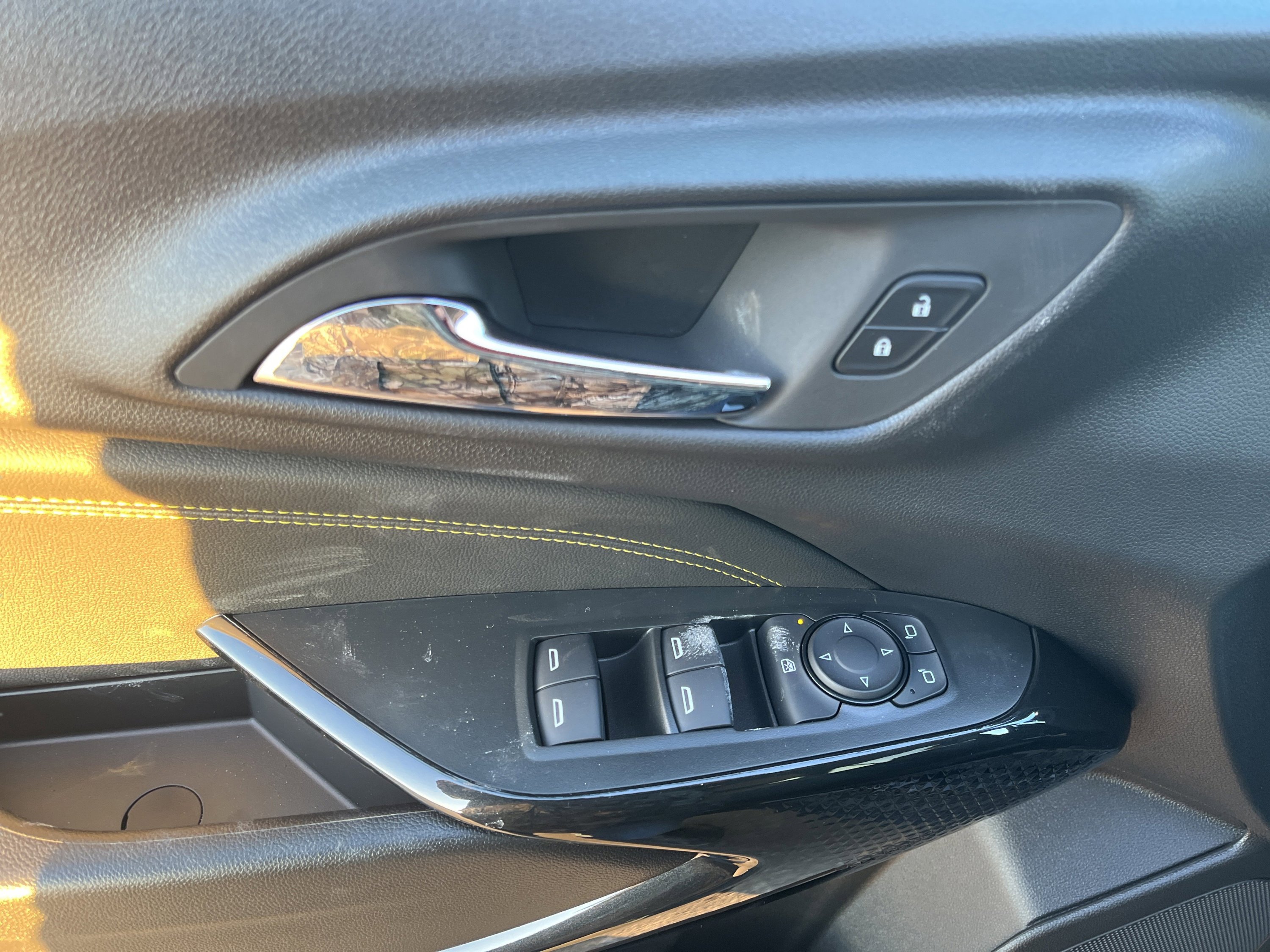 New 2026 Chevrolet Trax LT image 32