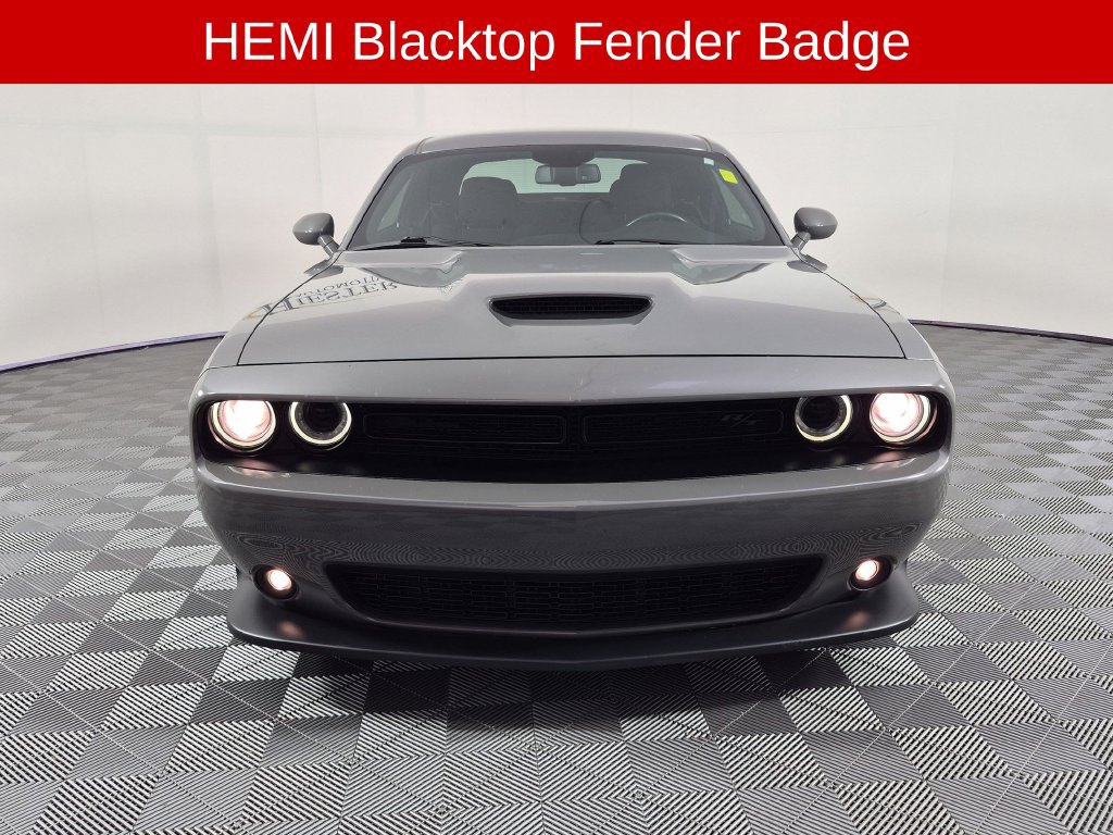 Used 2019 Dodge Challenger R/T w/ Blacktop Package RWD image 9