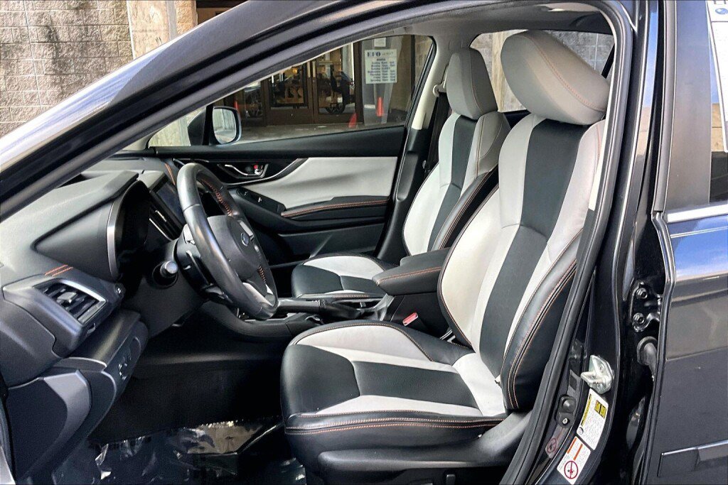 Used 2019 Subaru Crosstrek 2.0i Limited w/ Moonroof Package w/Navigation AWD/4WD image 15