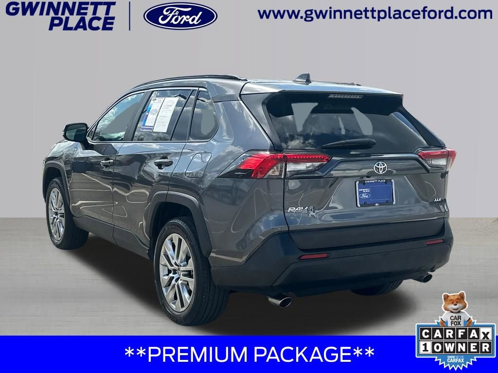 Used 2023 Toyota RAV4 XLE Premium image 7