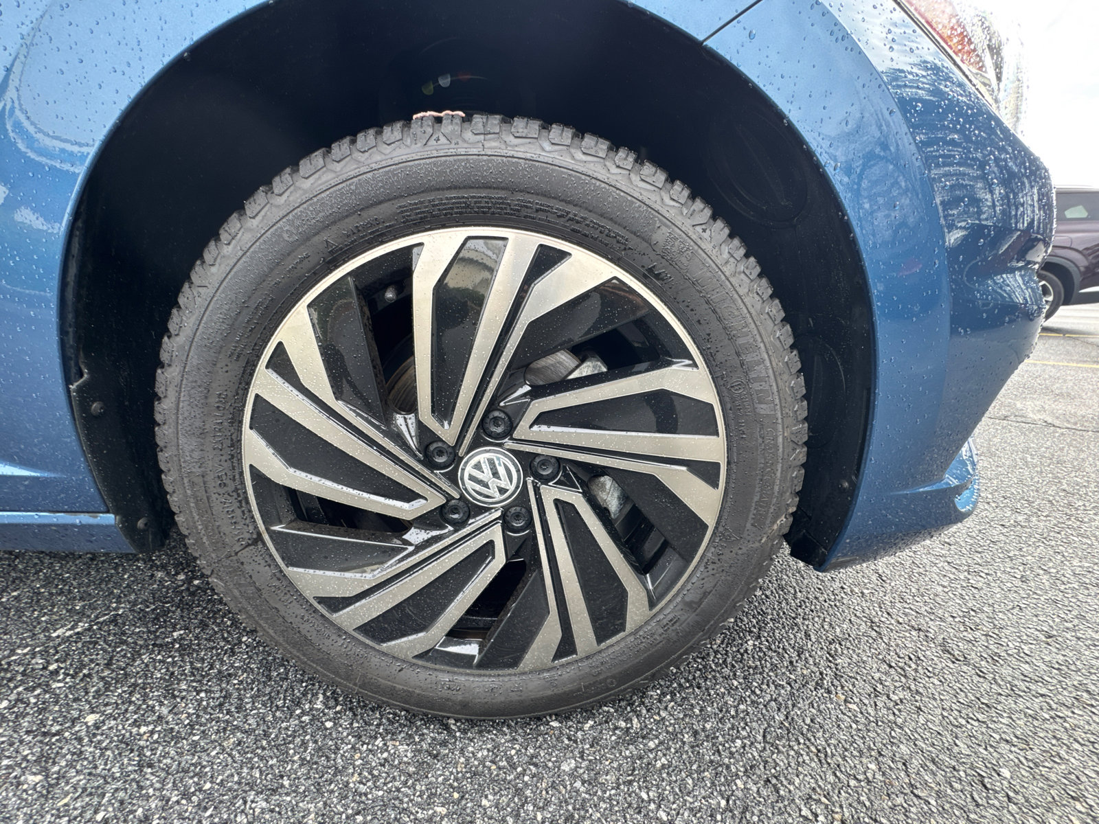 Used 2019 Volkswagen Jetta SEL Premium image 12