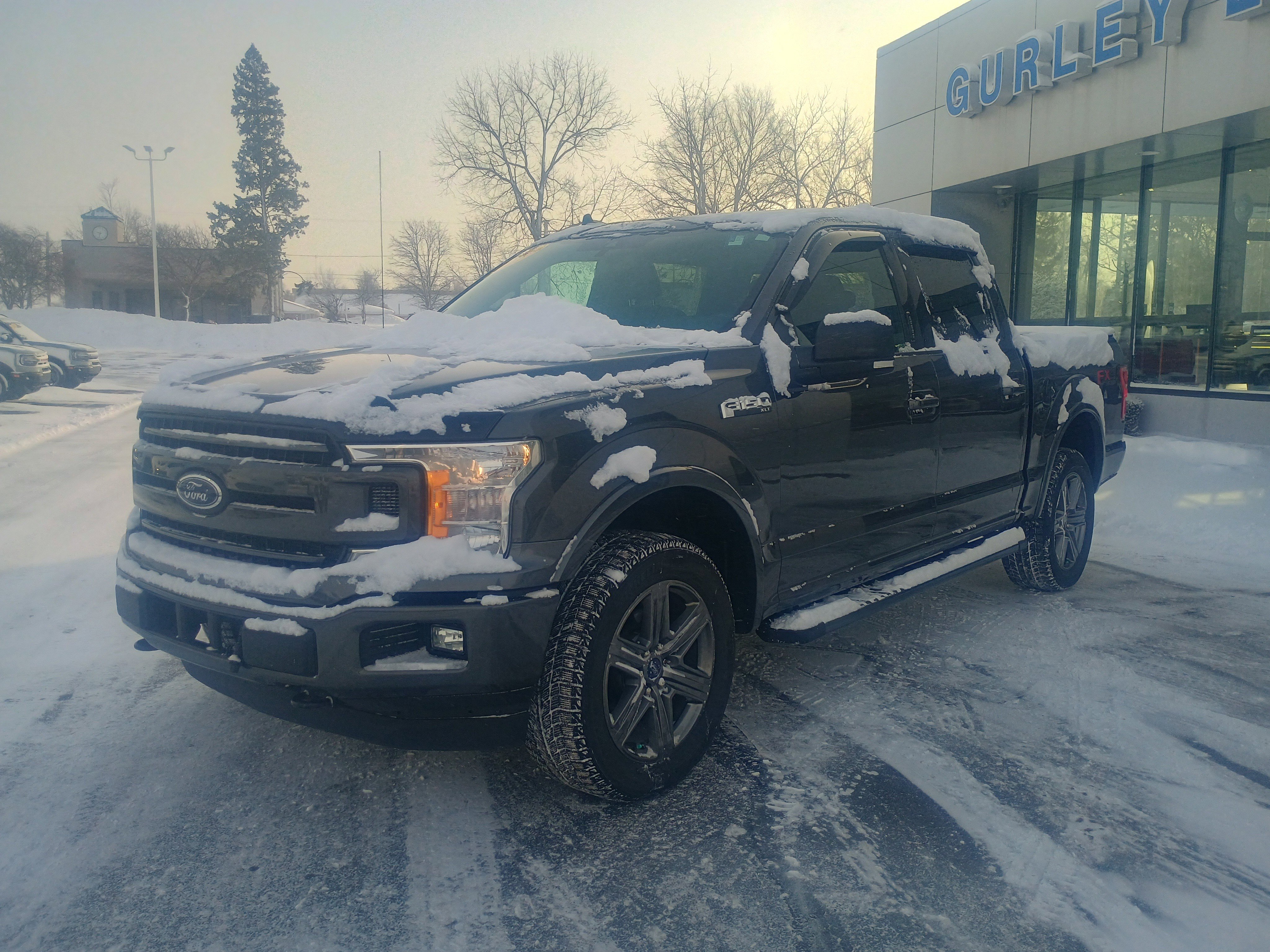 Used 2020 Ford F150 XLT w/ Equipment Group 302A Luxury image 3