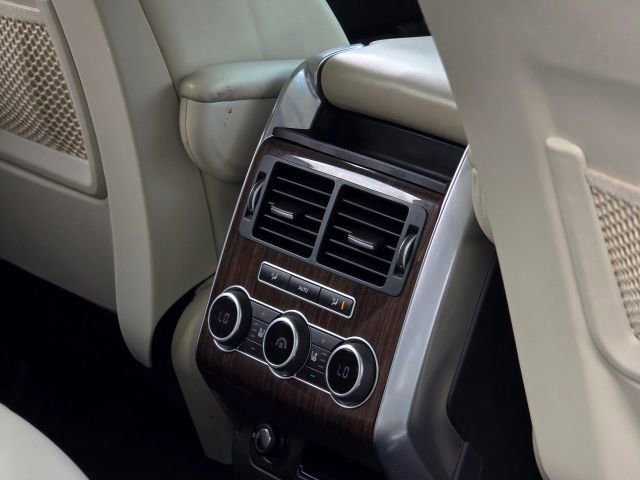 Used 2015 Land Rover Range Rover Sport HSE image 36