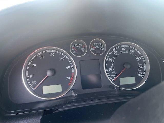Used 2002 Volkswagen Passat GLS FWD image 12