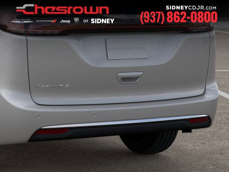 New 2026 Chrysler Pacifica Select image 13