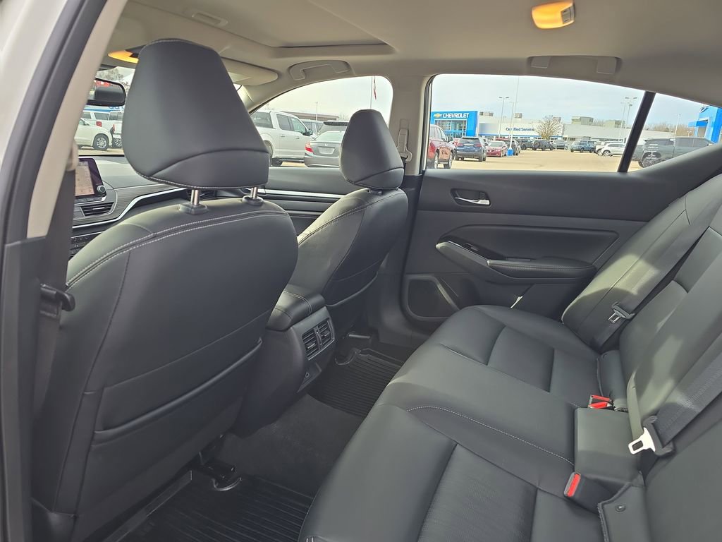 Used 2022 Nissan Altima 2.5 Platinum image 28