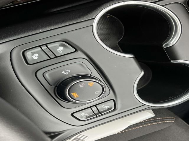 Used 2019 GMC Terrain SLE w/ Driver Convenience Package image 27