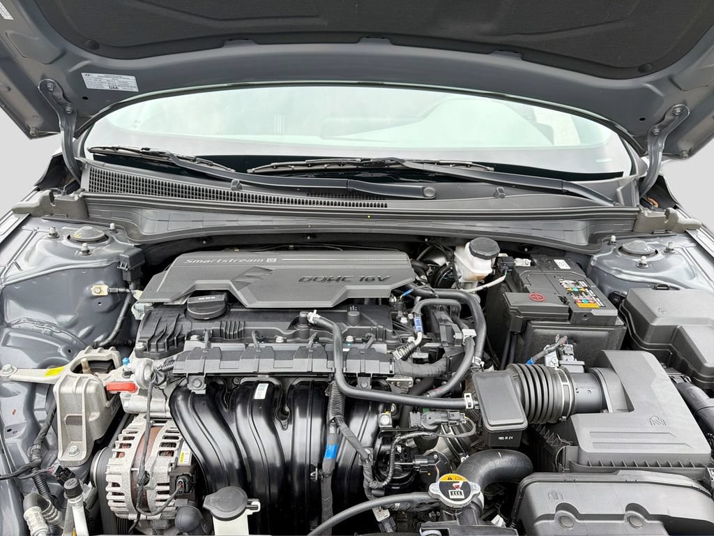 Certified 2024 Hyundai Elantra SEL w/ Convenience Package FWD image 15