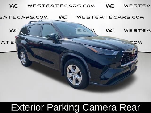Used 2022 Toyota Highlander L AWD/4WD image 5