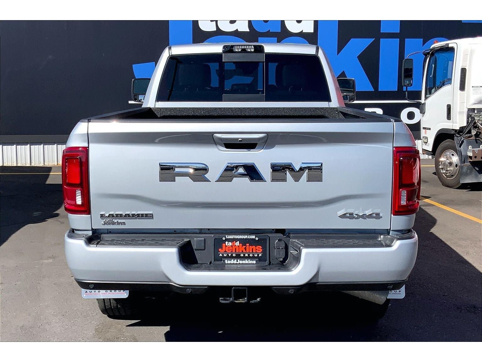 Used 2026 RAM 3500 Laramie AWD/4WD image 4