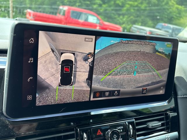 New 2026 Nissan Pathfinder SL w/ SL Premium Package AWD/4WD image 10