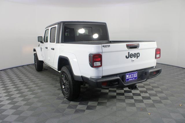 New 2026 Jeep Gladiator Sport image 21