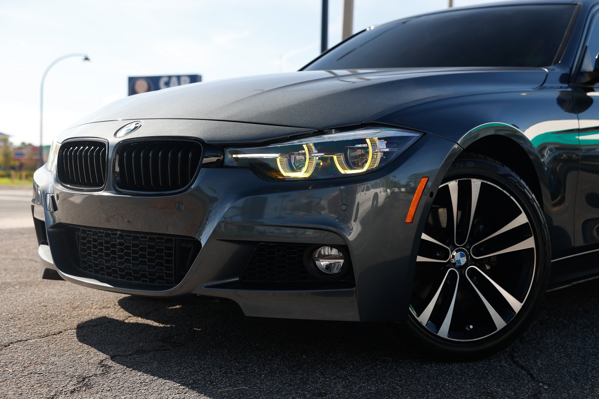 Used 2018 BMW 330i Sedan w/ Premium Package RWD image 28