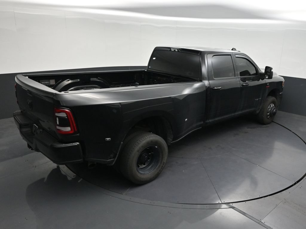 Used 2024 RAM 3500 Big Horn w/ Night Edition AWD/4WD image 19