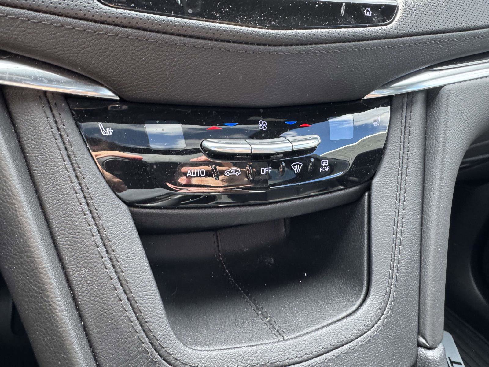 Certified 2023 Cadillac XT5 Premium Luxury image 14