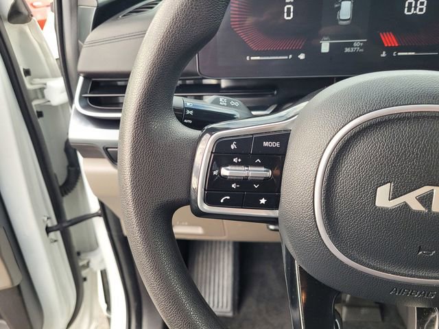 Used 2025 Kia Carnival LX FWD image 20