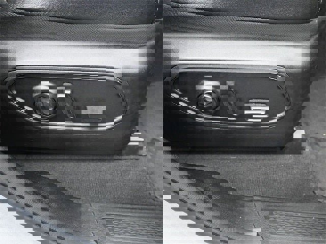 Used 2023 Jeep Grand Cherokee L Limited image 24